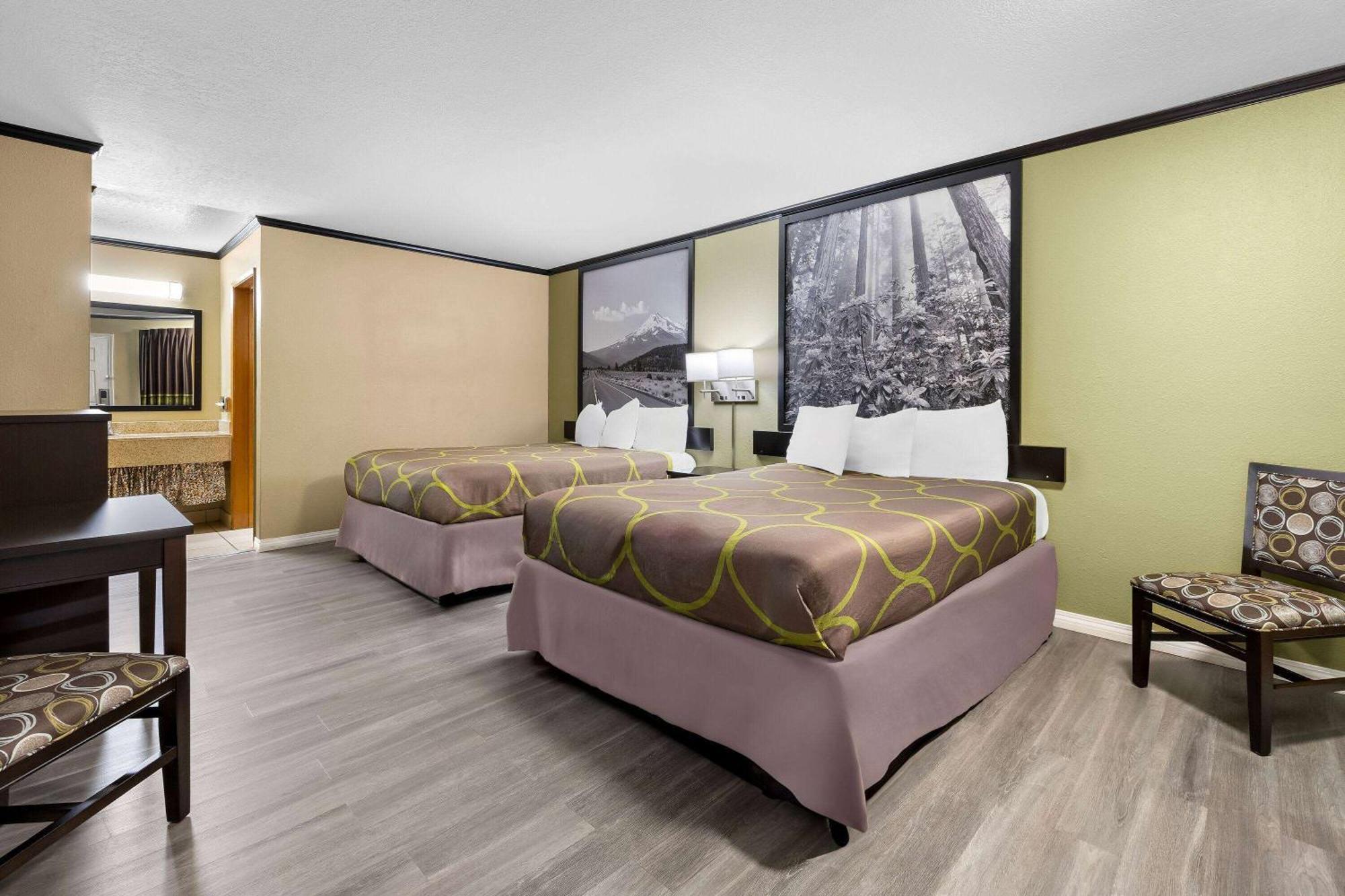 Super 8 By Wyndham Crescent City Kültér fotó