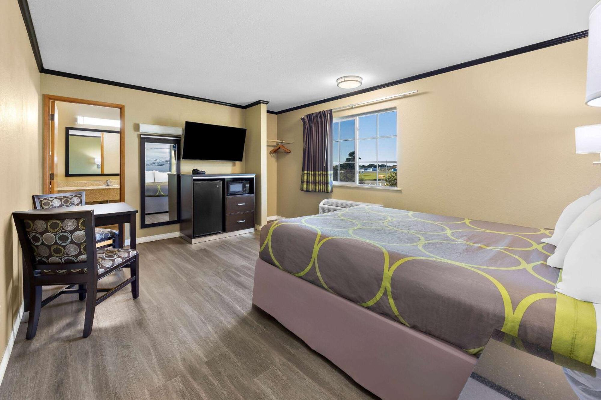 Super 8 By Wyndham Crescent City Kültér fotó